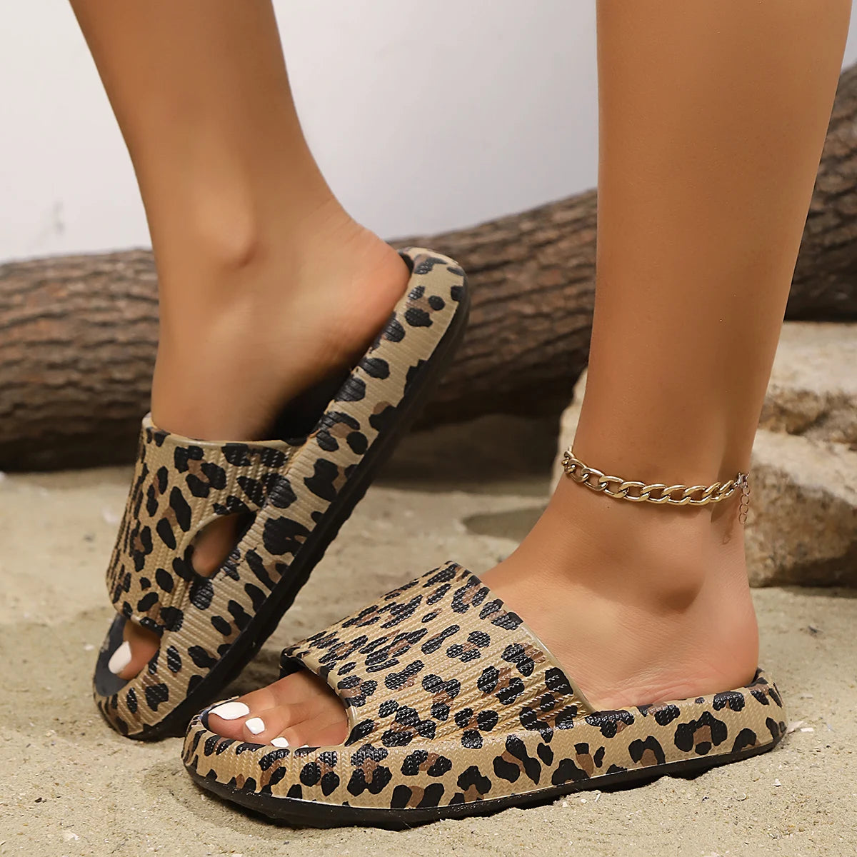 Papuci dama leopard cu platforma – papuci vara cu talpa groasa pentru plaja si casa