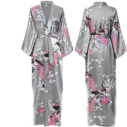 Halat dama satin kimono cu buzunare – elegant pentru mireasa si domnisoare de onoare